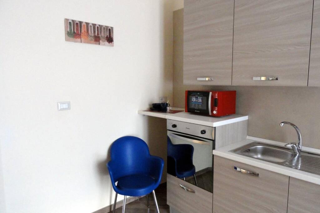 Casa Cantoniera-Guest House : Costruite Il Viaggio 폼페이 외부 사진
