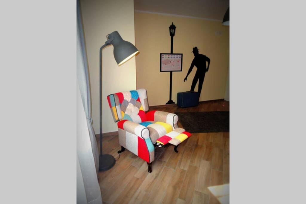 Casa Cantoniera-Guest House : Costruite Il Viaggio 폼페이 외부 사진